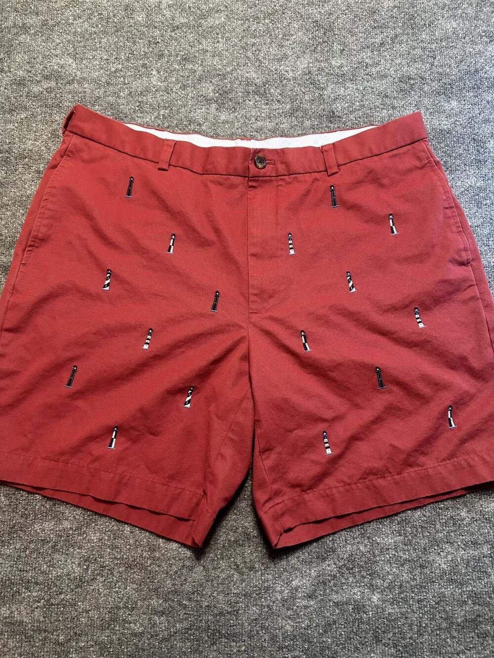 Brooks Brothers 346 Lighthouse Embroidered Shorts Red Size 42 Preppy Resort